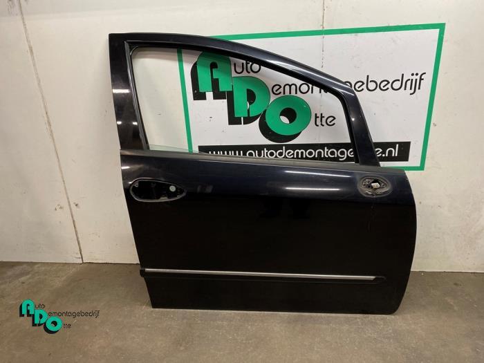 Portière 4portes avant droite d'un Fiat Punto Evo (Punto Ev, Autos : Pièces & Accessoires, -, 3 mois de garantie, Utilisé, Porte