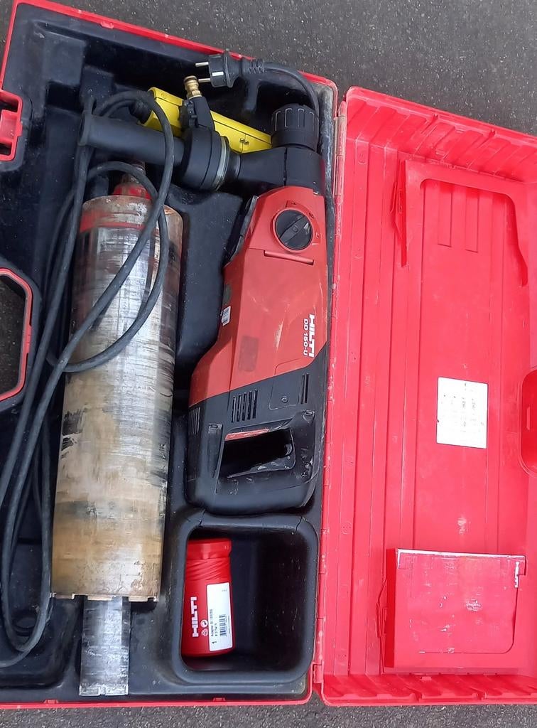 Caroteuse HILTI DD 150 U + couronnes 122 et 50 +accessoires, Enlèvement ou Envoi