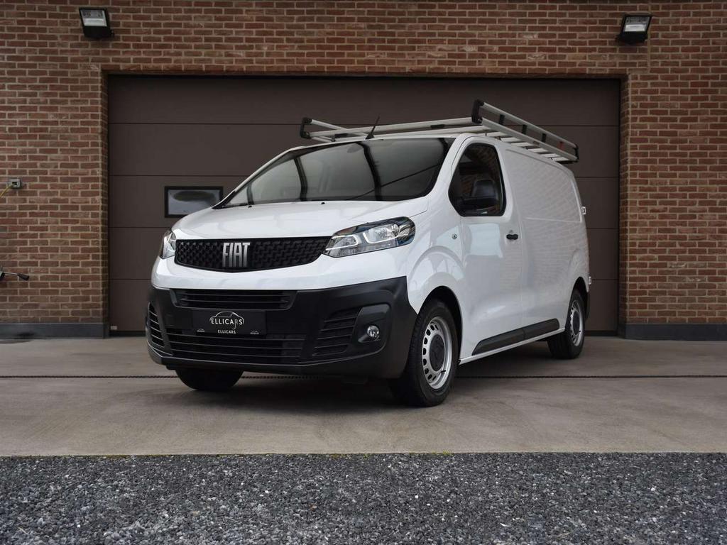 Fiat Scudo 1.5 BlueHDI L2 3 ZIT / CARPLAY / CAMERA / DAB, Auto's, Bestelwagens en Lichte vracht, Voorwielaandrijving, Zwart, 0 kg