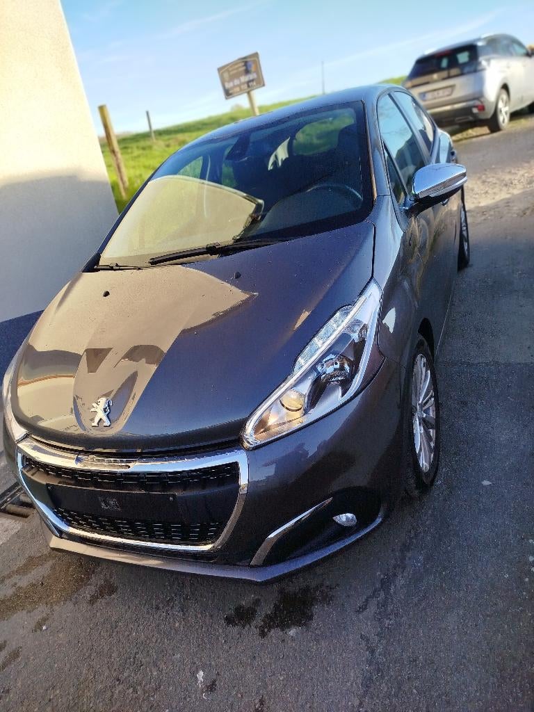 Peugeot 208, Achat, Boîte manuelle, 5 portes, Particulier