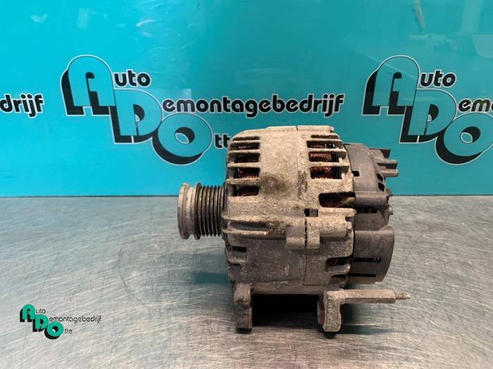 Dynamo d'un Volkswagen Golf (Golf 12-), Volkswagen, -, 3 mois de garantie, Utilisé
