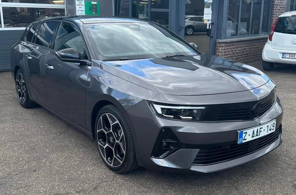 Opel Astra L SportsTourer 1200BenzGSLine FullOptions AUTOMAA, Auto's, Gebruikt, Alcantara, 96 kW, 5 deurs