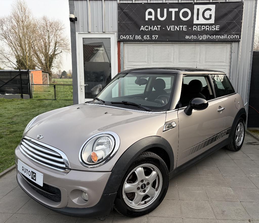 Mini 1.6i Cooper BAKER STREET*Carnet*Propre*Garanti, Auto's, Mini, Zwart, 4 cilinders, Leder en Stof, Bedrijf