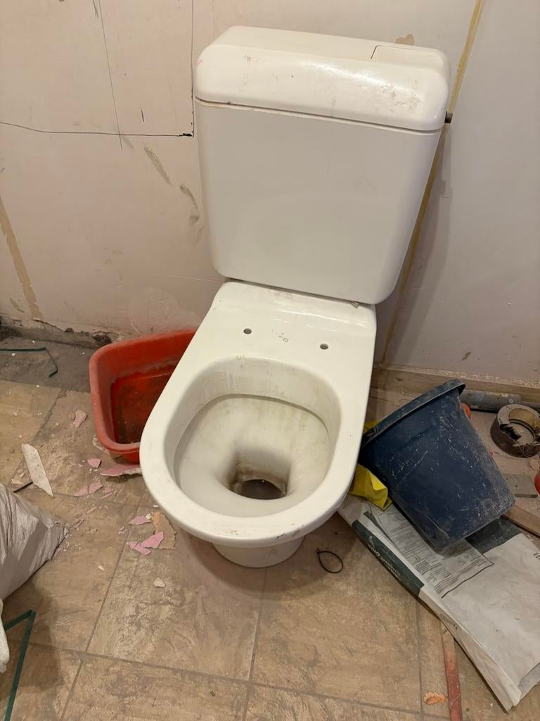 Gratis wc merk geberit (zonder wc bril), Ophalen, Zo goed als nieuw