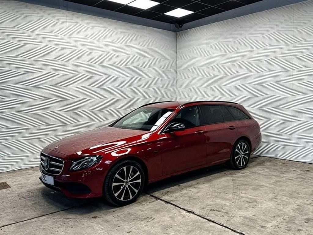 Mercedes-Benz E de*PHEV*CARPLAY*NIGHT*BREAK*, Auto's, Automaat, https://public.car-pass.be/vhr/a430e154-b714-48d8-b77b-9d4e5370fdb4