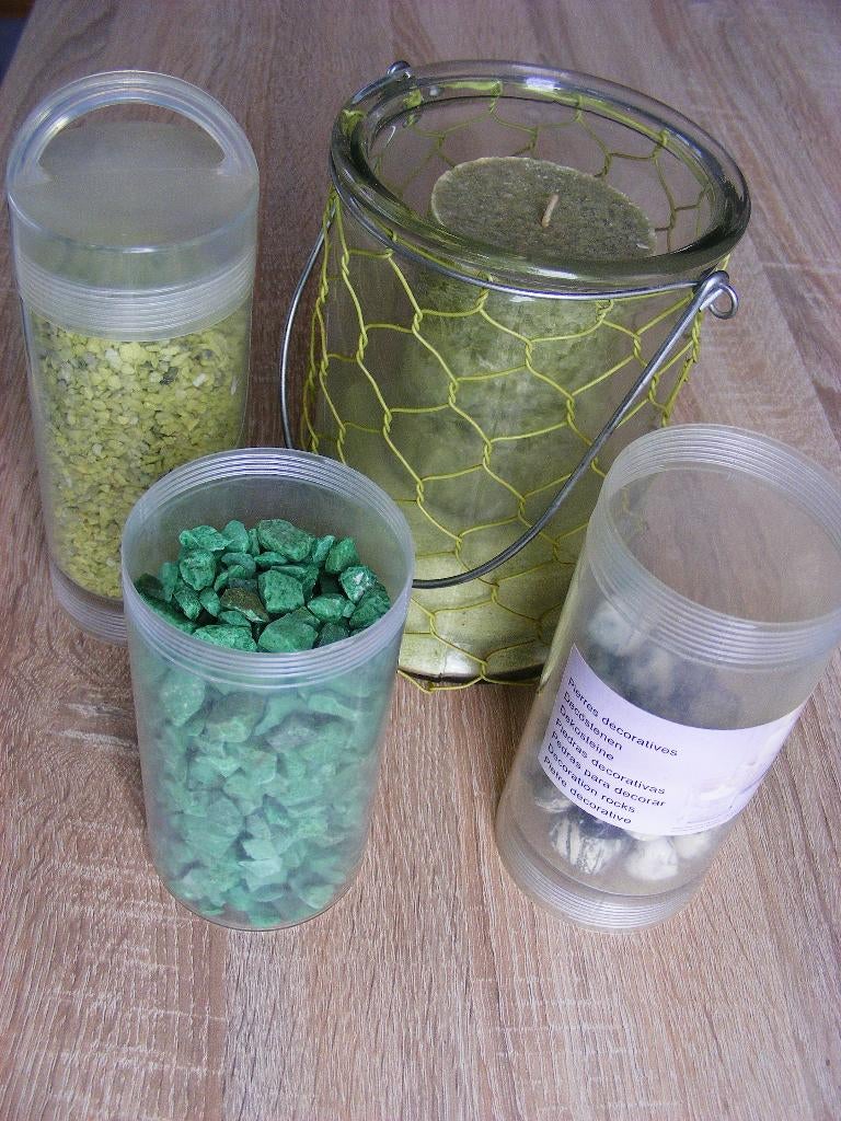 Decoratieve stolp met kaars en extra siersteentjes., Huis en Inrichting, Woonaccessoires | Stolpen, Ophalen, Zo goed als nieuw