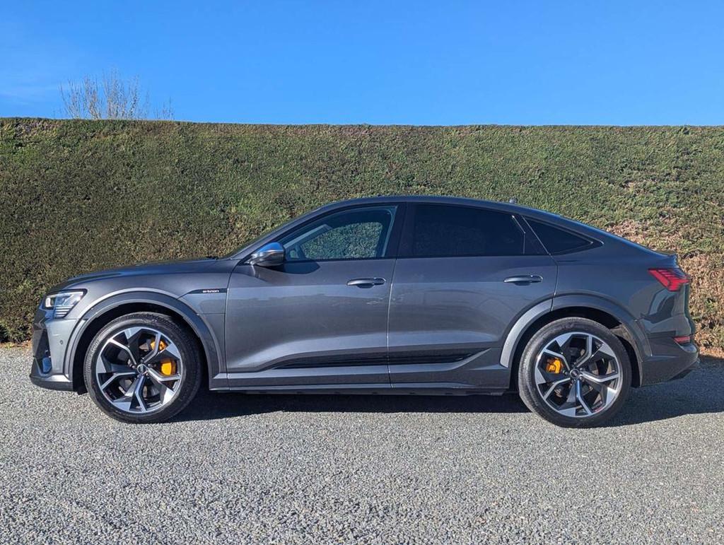 Audi Q8 e-tron (Q8)e-tron S - trekhaak -head up - 2x s-line, Auto's, Audi, Automaat, Gebruikt, Zwart, SUV of Terreinwagen