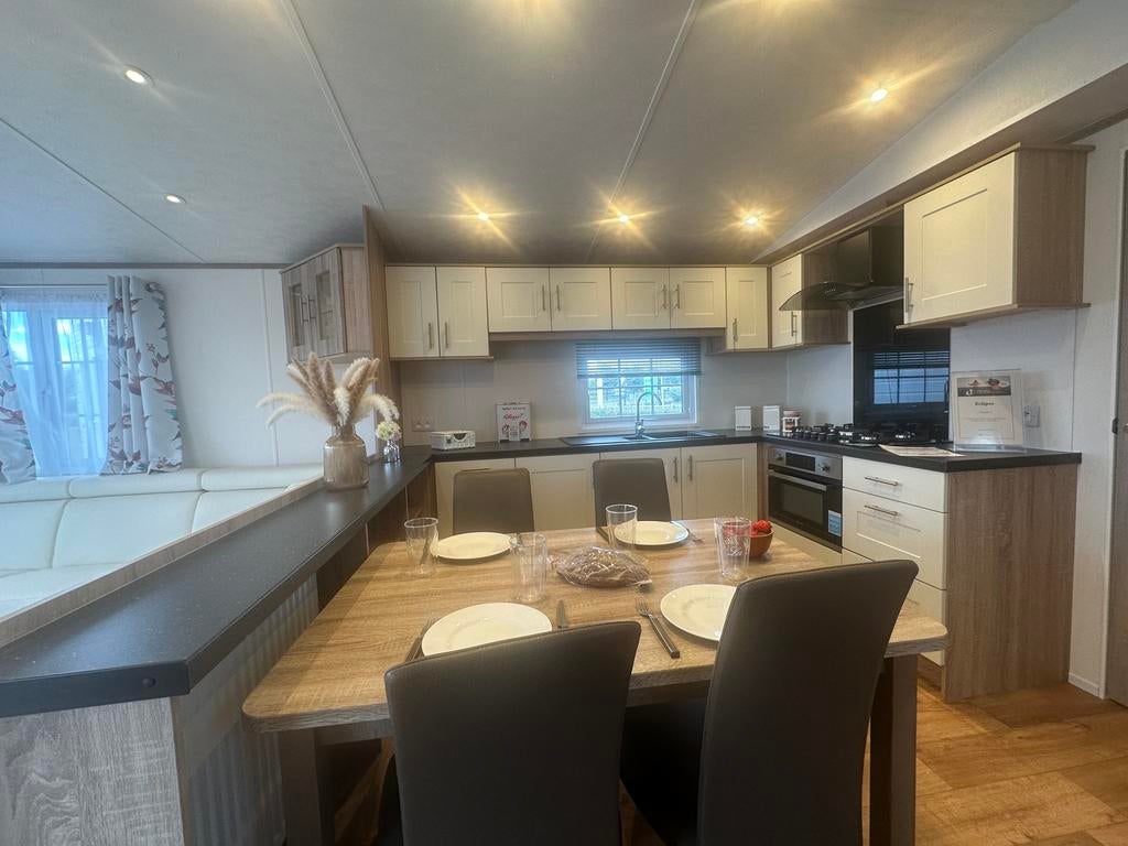 STOCK LUXE ECLIPSE 1100x400/2 HOME COMFORT