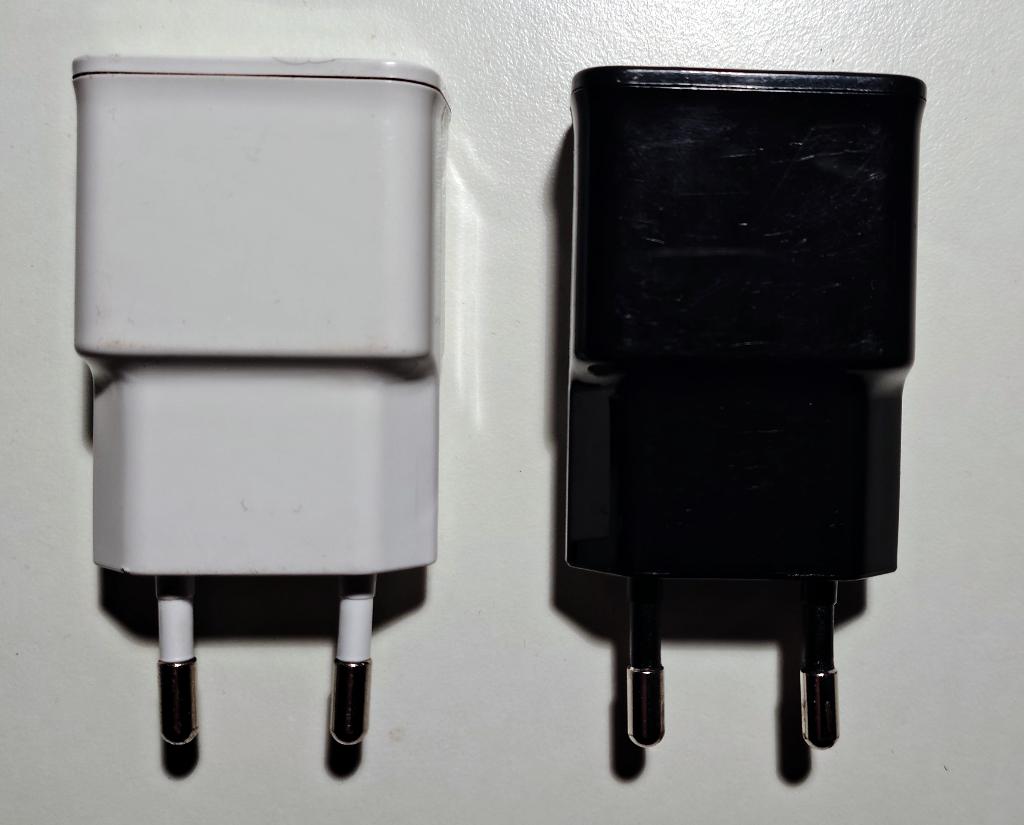 2 Telefoon Opladers, Telecommunicatie, Ophalen, Gebruikt, Samsung