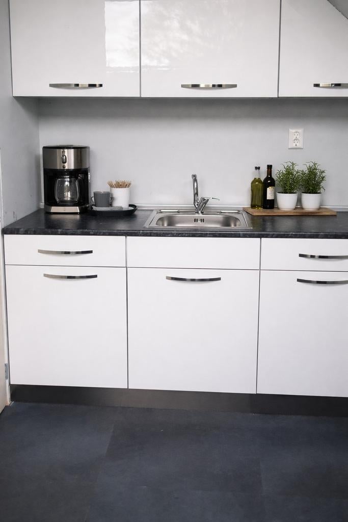 UNITÉS DE CUISINE, Enlèvement, Blanc