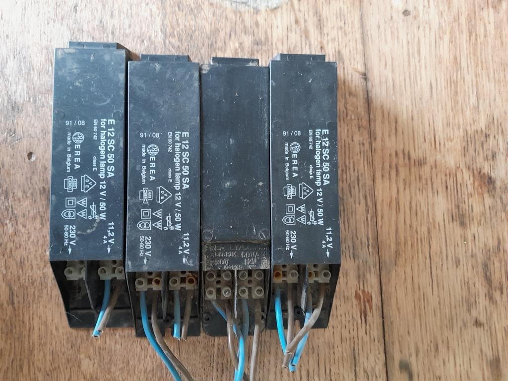 Transfo 12v/50w 4 stuks, Ophalen