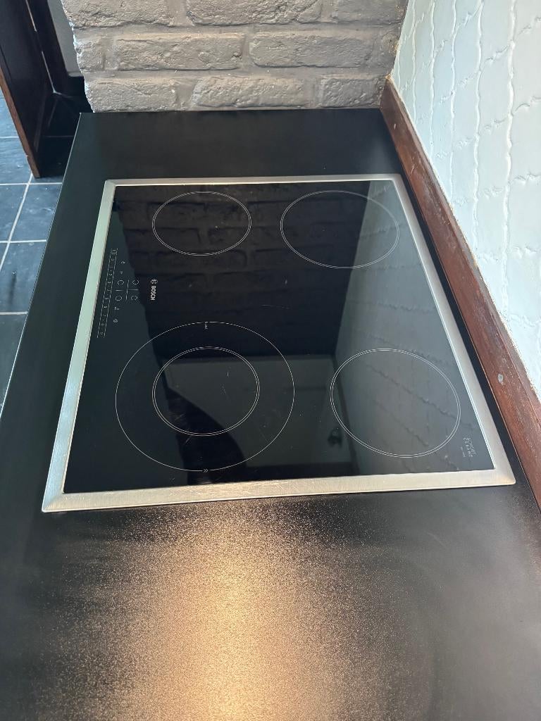 Plaque vitrocéramique Bosch encastrable, Electroménager, Tables de cuisson, 4 zones de cuisson, Enlèvement, Utilisé, Encastré