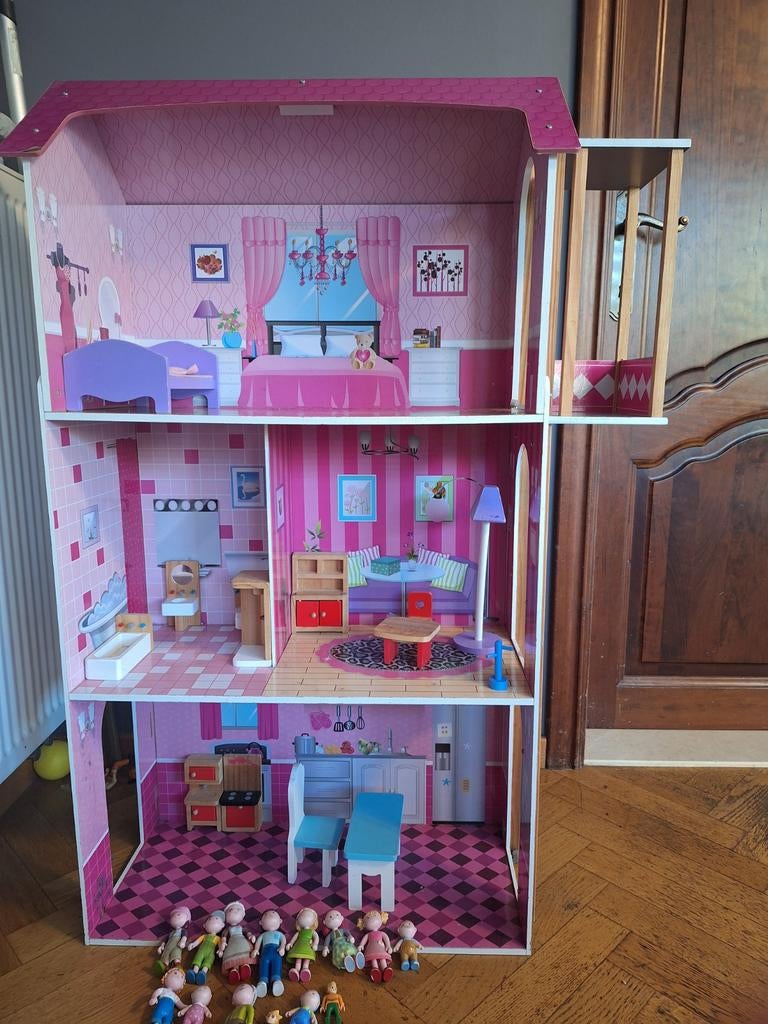 Poppenhuis, Enfants & Bébés, Jouets | Maisons de poupées, Enlèvement, Maison de poupées