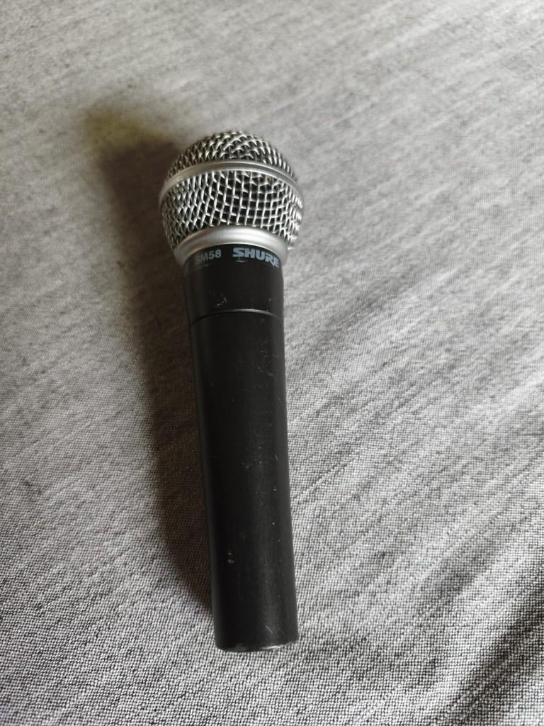 Shure microfoon, Muziek en Instrumenten, Ophalen, Gebruikt, Zangmicrofoon