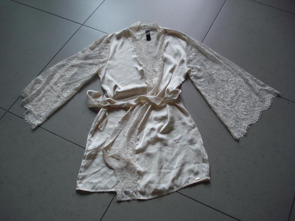 Noir By Hunkemöller peignoir, dames. mt M/L, Hunkemöller, Enlèvement ou Envoi, Autres couleurs, Vêtements de nuit