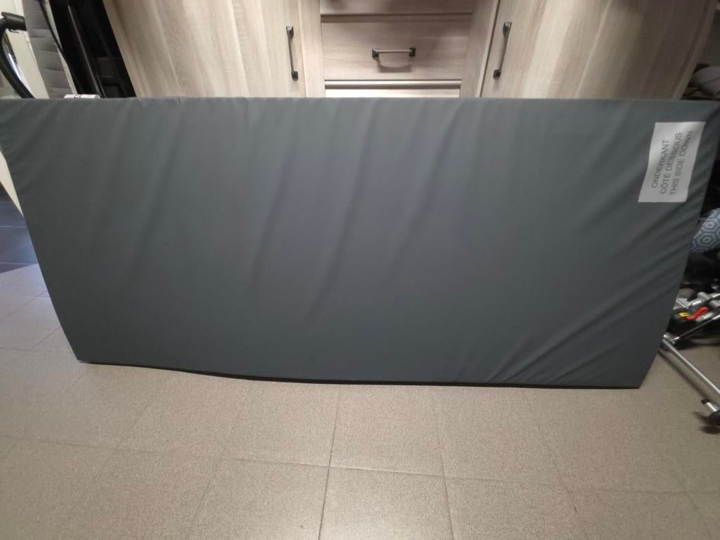 Medisch matras zo goed als nieuw, Ophalen, Matras