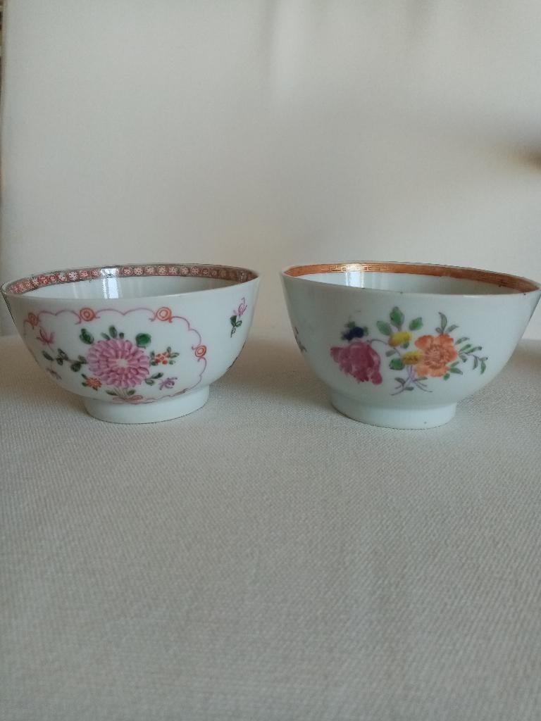 Twee Chinese theekopjes Qianlong uit 1750/80, Ophalen of Verzenden