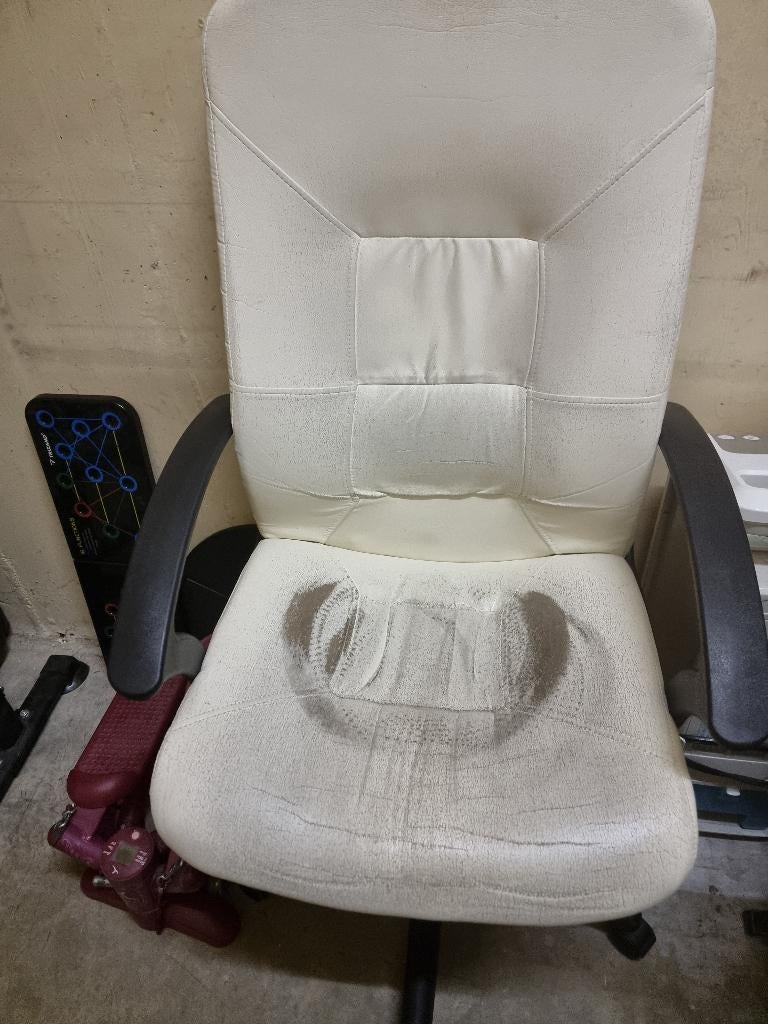 GRATUIT Chaisse de bureau, Enlèvement, Utilisé, Blanc, Chaise de bureau