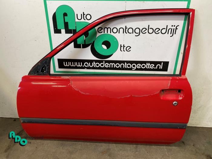 Portière 2portes gauche d'un Toyota Starlet (Starlet 90-), -, 3 mois de garantie, Toyota, Utilisé