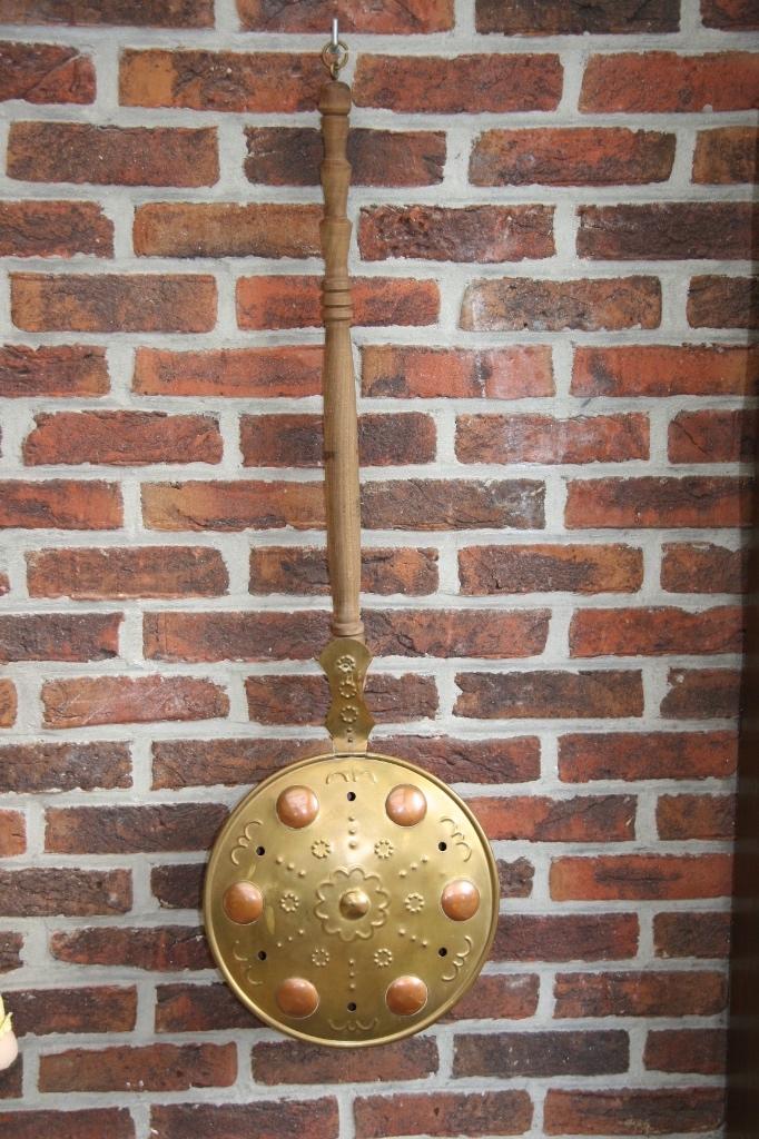 Koperen bedpan, Ophalen, Koper