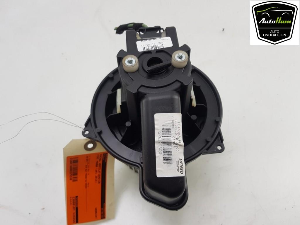 VENTILATEUR RADIATEUR MOTEUR Fiat Panda / Pandina (312), Utilisé, Fiat