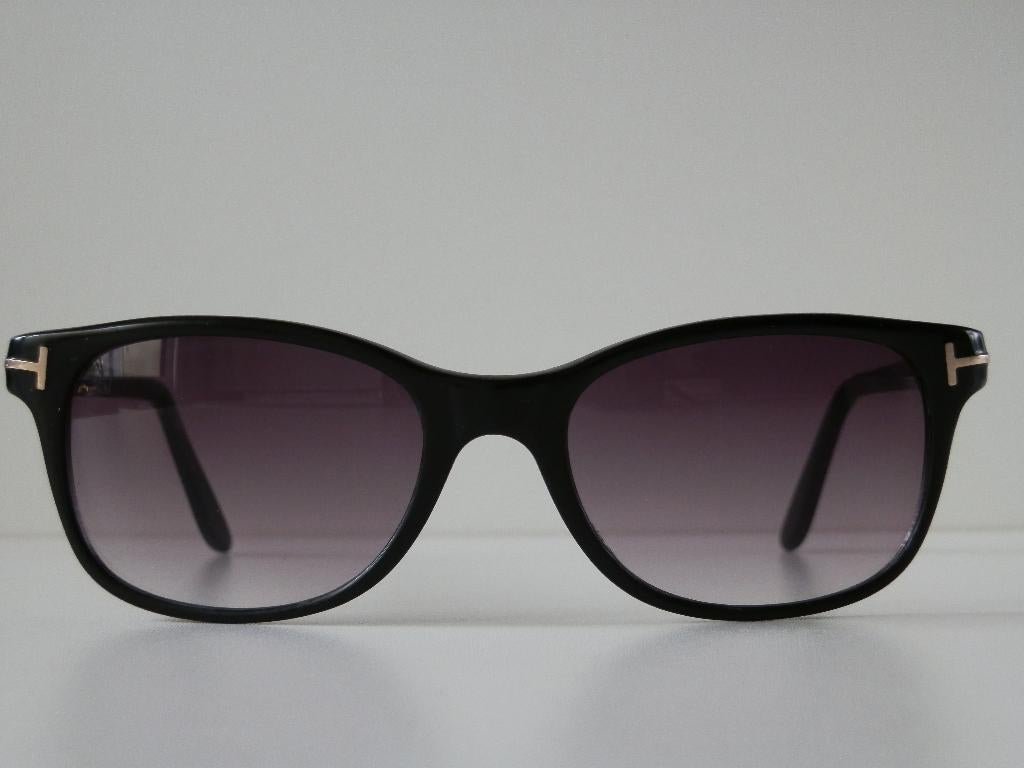 Lunettes de soleil Tom Ford. Unisexe TF5196., Autres marques, Enlèvement ou Envoi, Autres couleurs, Comme neuf