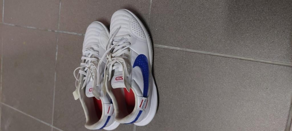 Nike street gato maat 40 in zeer goede staat, Enlèvement, Nike