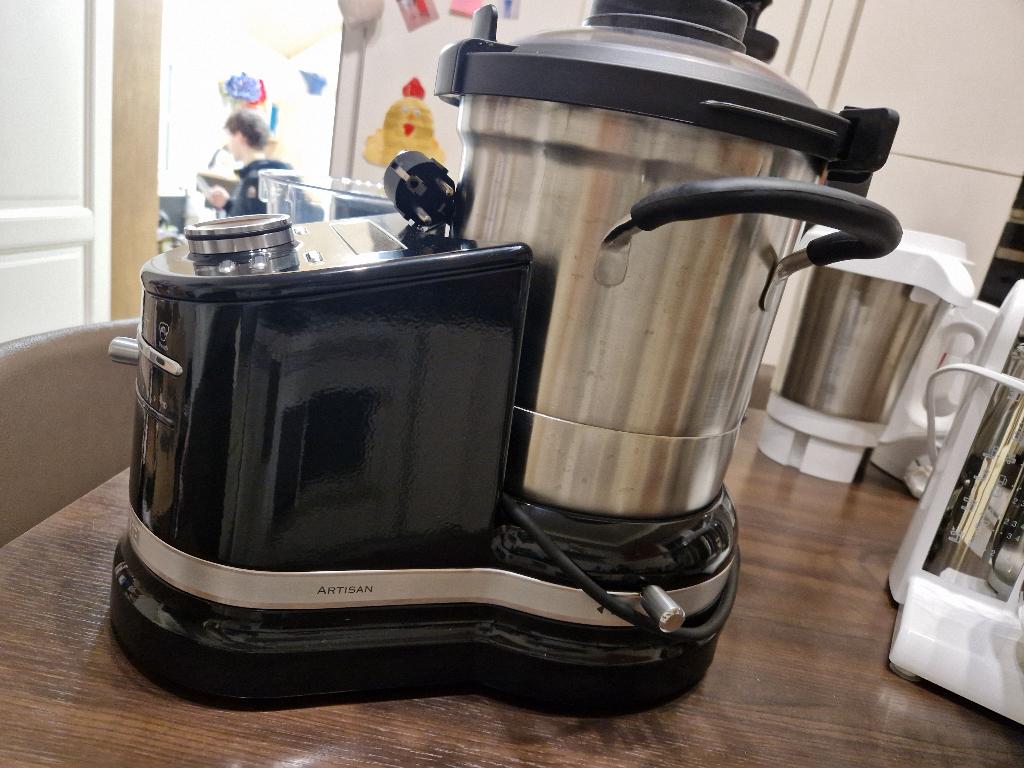 Robot cuiseur KitchenAid Artisan en état neuf, 4 litres ou plus, Enlèvement, Comme neuf, 3 vitesses ou plus