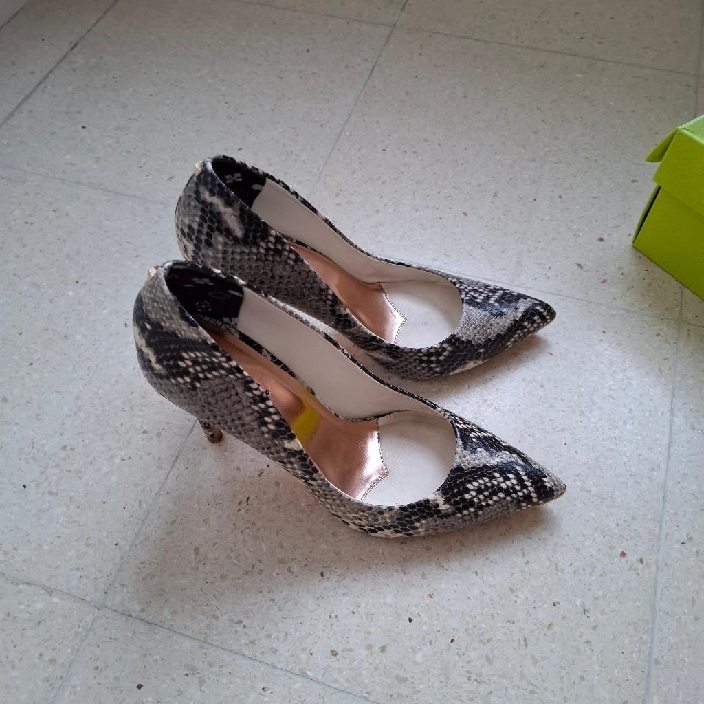 Ted Baker pitone  schoenen hoge hakken, Kleding | Dames, Schoenen, Ophalen