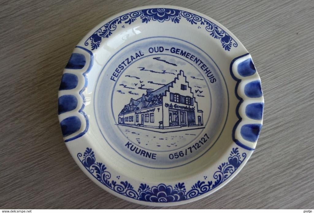 Kuurne Delfts Blauw (asbak - cendrier) oud Gemeentehuis, Antiquités & Art, Enlèvement ou Envoi