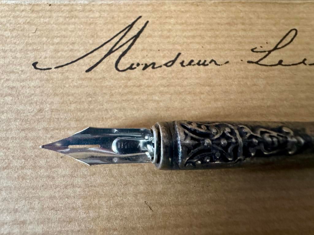 Zeer mooie verzilverde pen met pluim, Ophalen, Nieuw