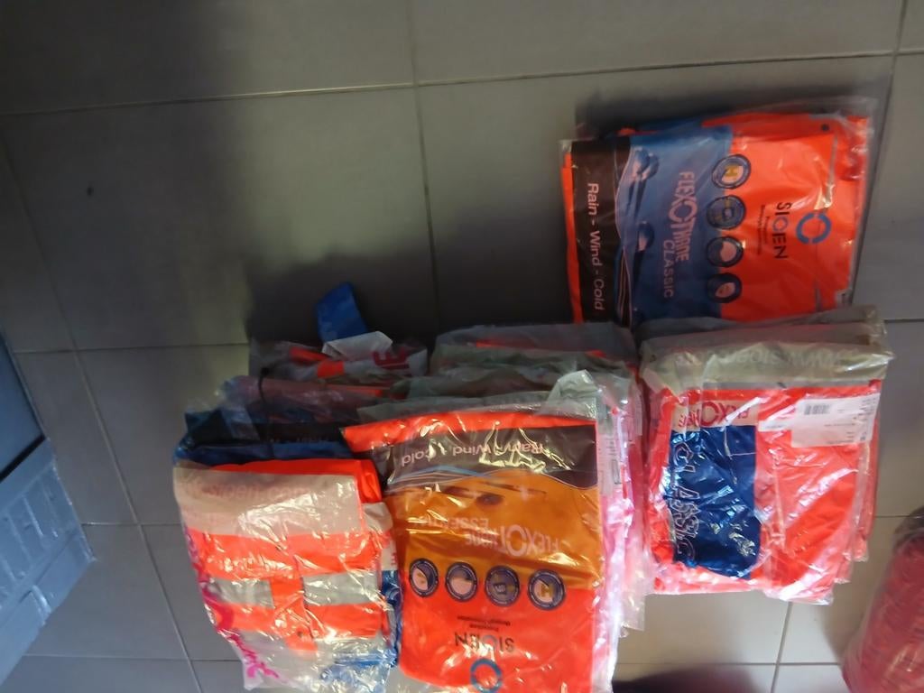 pantalons de pluie, Caravanes & Camping, Enlèvement, Neuf, Pantalon de pluie, Heren