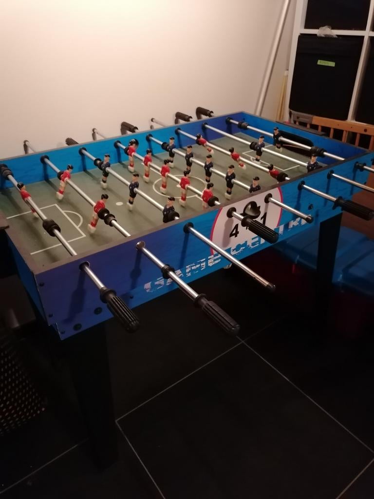 4 in 1 voetbaltafel!, Ophalen, Zo goed als nieuw
