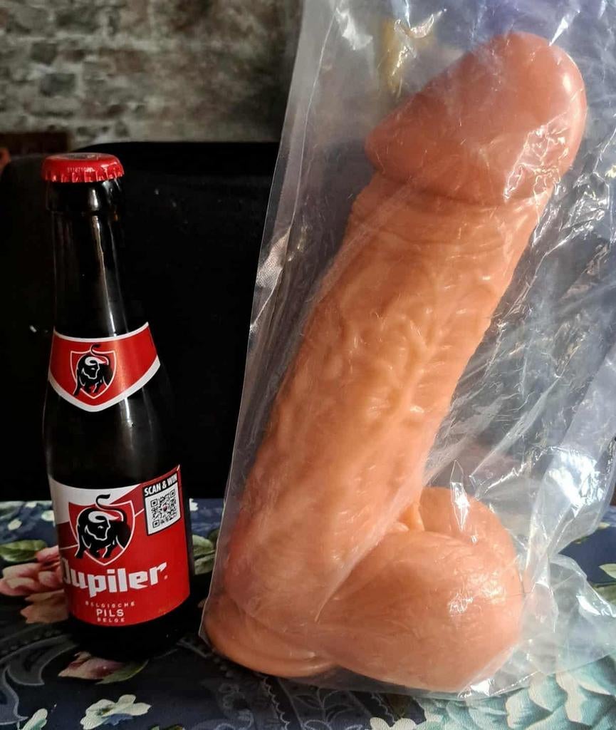 Jouet adultes, Envoi