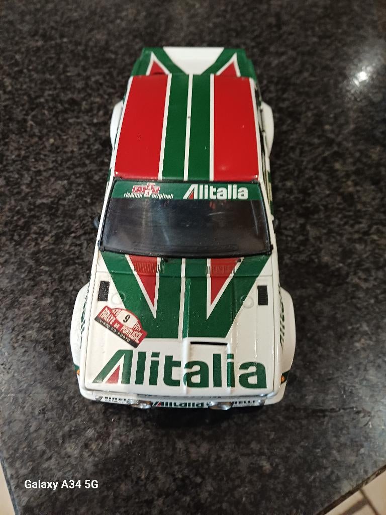 1:18 Kyosho Fiat 131 ABARTH Rally, Enlèvement ou Envoi, Utilisé, Voiture, Kyosho