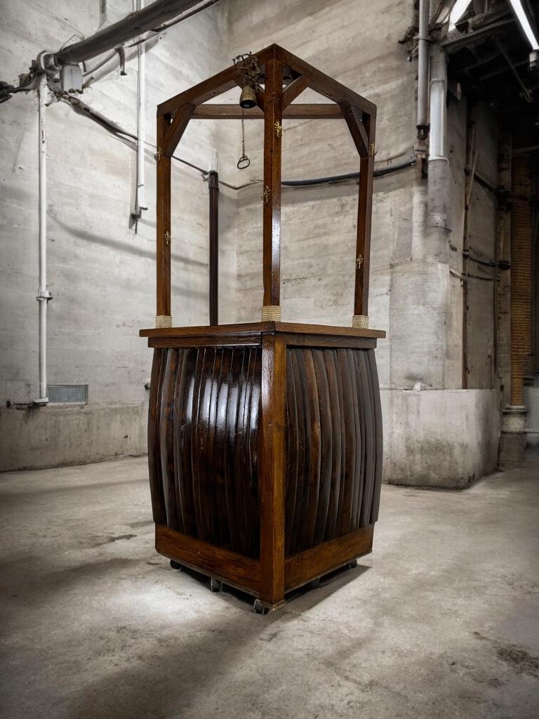 bar/comptoir de bar/meuble de bar en bois haut vintage, Enlèvement ou Envoi