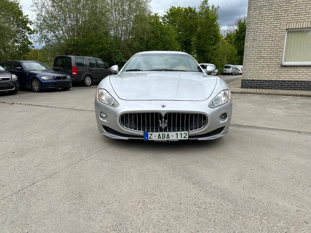 MASERATI GRAN TURISMO VAN 2012 MET 60DKM FULL OPTIES, Auto's, Automaat, Euro 5, Achterwielaandrijving, Leder