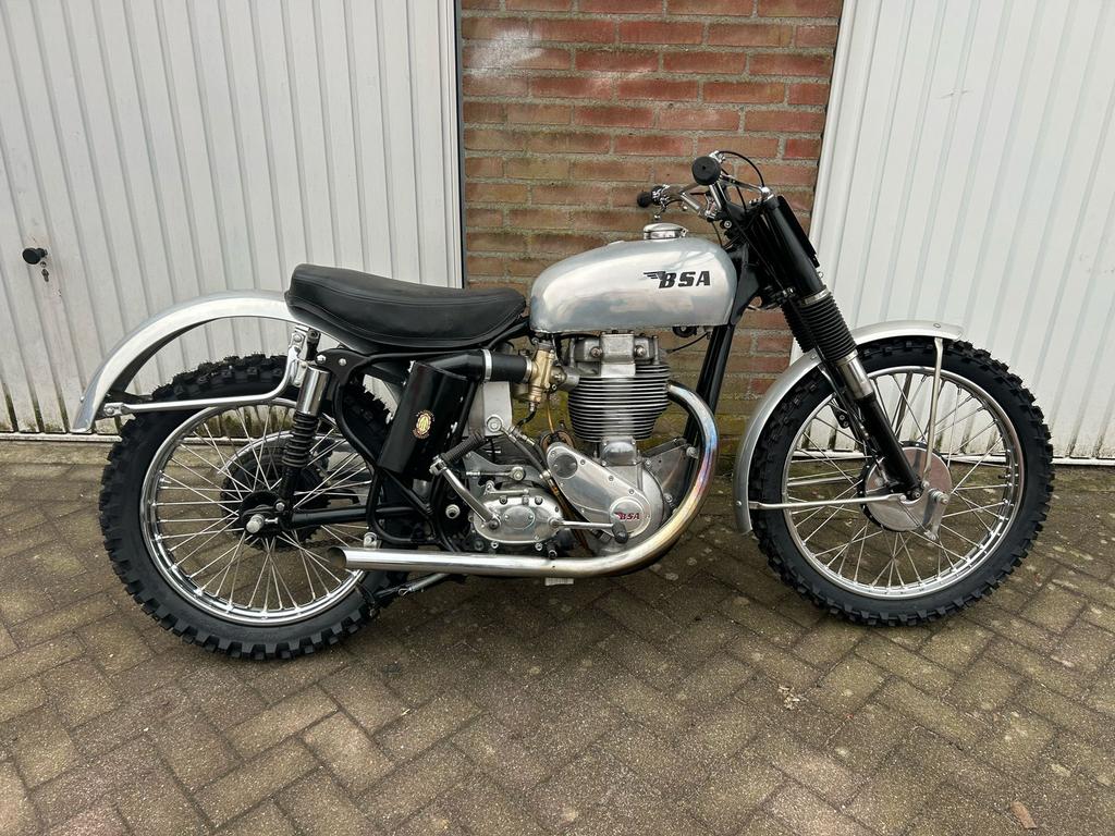 Bsa goldstar motor oldtimer uniek, Motoren