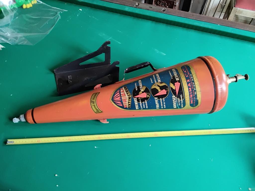 Oude Brandblusser minimax Ukkel met beugel, Ophalen, Gebruikt, Brandblusser