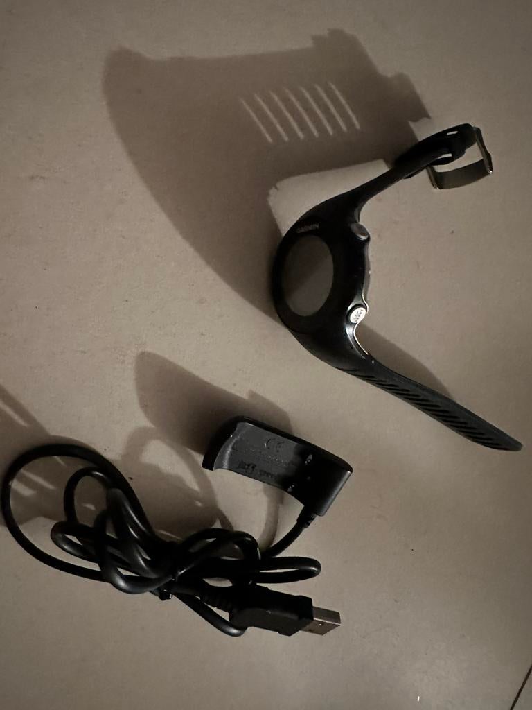Garmin Forer innée 610 – Montre GPS running, Enlèvement, Utilisé