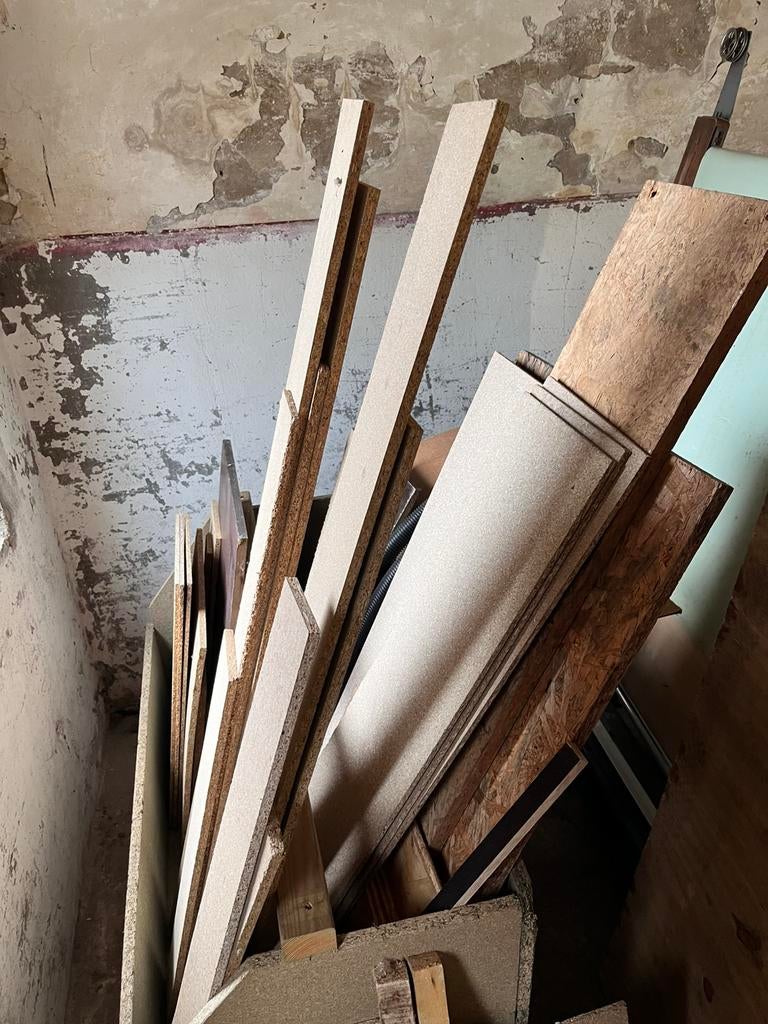 Restes de bois gratuits, Bricolage & Construction, Enlèvement, Comme neuf