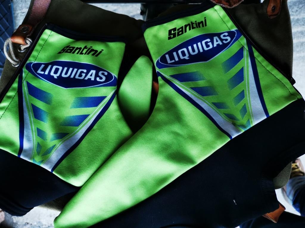 vintage Santini couvre chaussures liquigas taille xl 43-46, Femmes, Enlèvement ou Envoi, Sous-vêtement, Utilisé