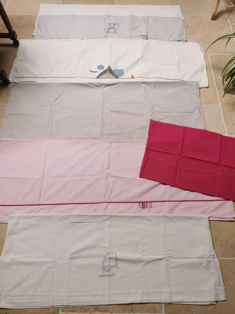 5 draps de lit bébé, Enfants & Bébés, Chambre d'enfant | Linge de lit, Enlèvement ou Envoi, Utilisé