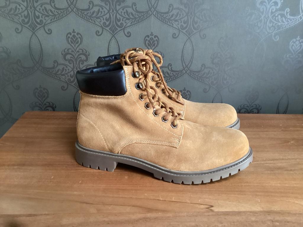 Bottines 41 nouvelles, Vêtements | Femmes, Enlèvement ou Envoi, Beige, Neuf, Chaussures de marche