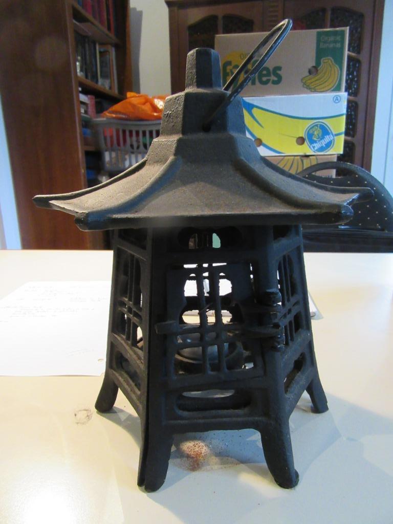 lanterne japonaise en fonte tsuri-doro, Enlèvement ou Envoi