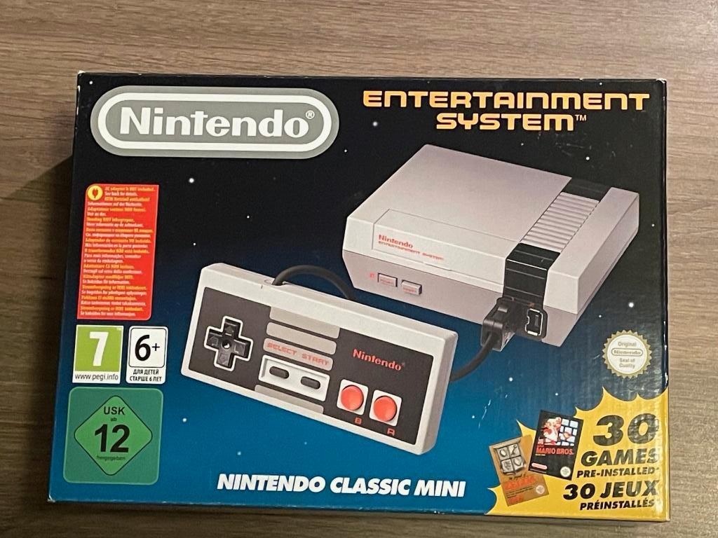 Nintendo Classic Mini, Games en Spelcomputers, Spelcomputers | Nintendo NES, Nieuw, Met 1 controller, Ophalen of Verzenden