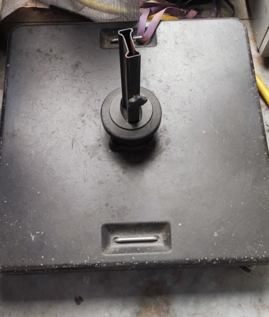 Parasolvoet zweefparasol 80 x 80 100 kg € 125,00, Tuin en Terras, Ophalen, Gebruikt, Parasolvoet