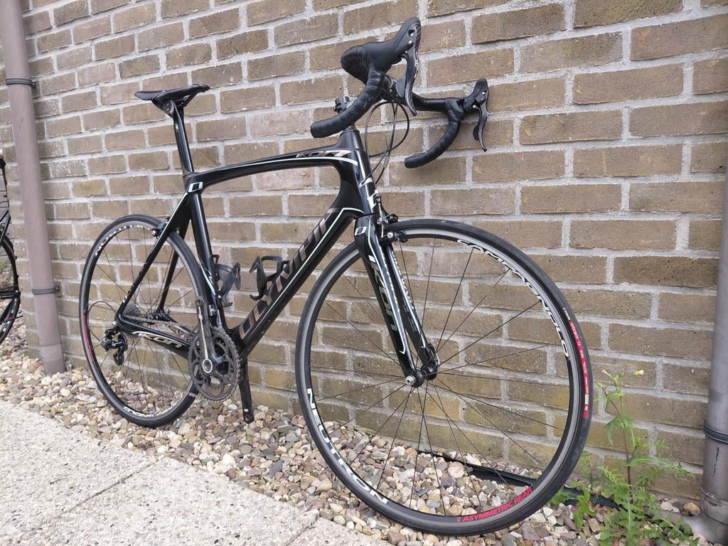 Vélo de route entièrement en carbone, Campagnolo Chorus 11 v, 57 à 61 cm, Comme neuf, Enlèvement, 28 pouces