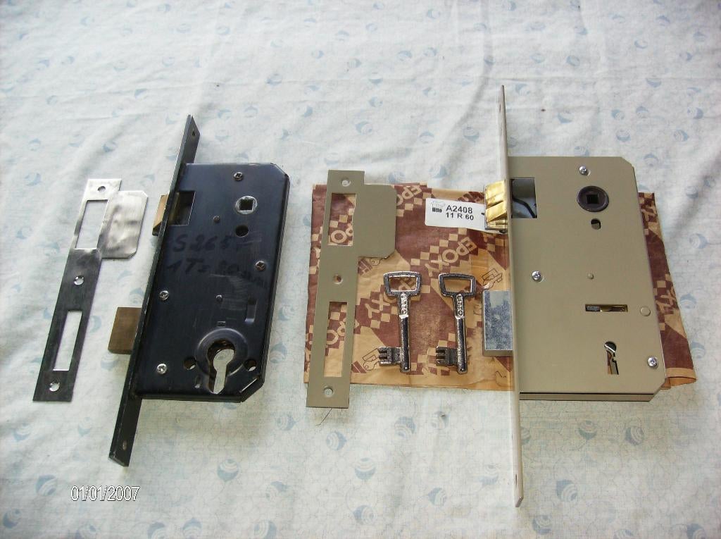 deursloten, Doe-het-zelf en Bouw, Hang- en Sluitwerk, Zo goed als nieuw, Slot, Overige materialen, Ophalen of Verzenden