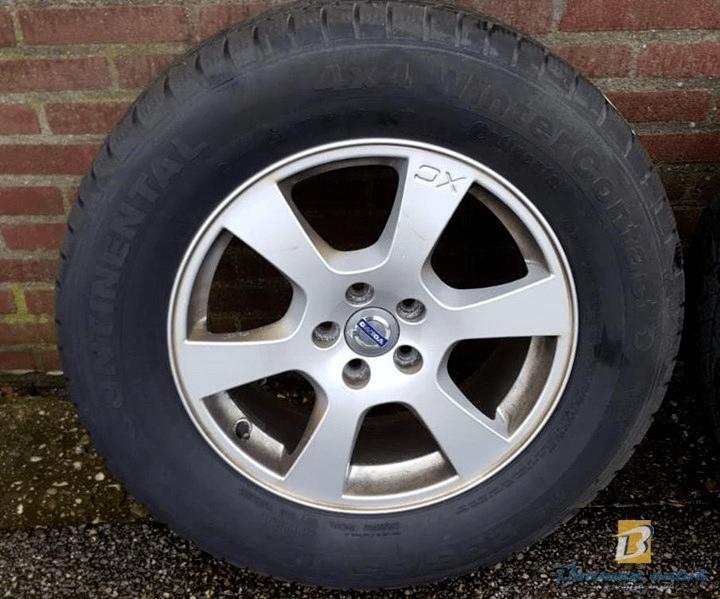 Volvo XC60 2008-2017 originele winterset 17", Gebruikt, -, -, Banden en Velgen